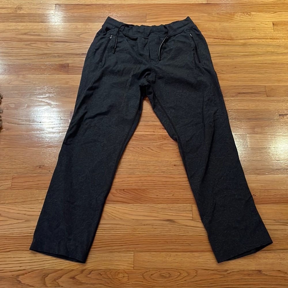 Lululemon men’s sweat pants